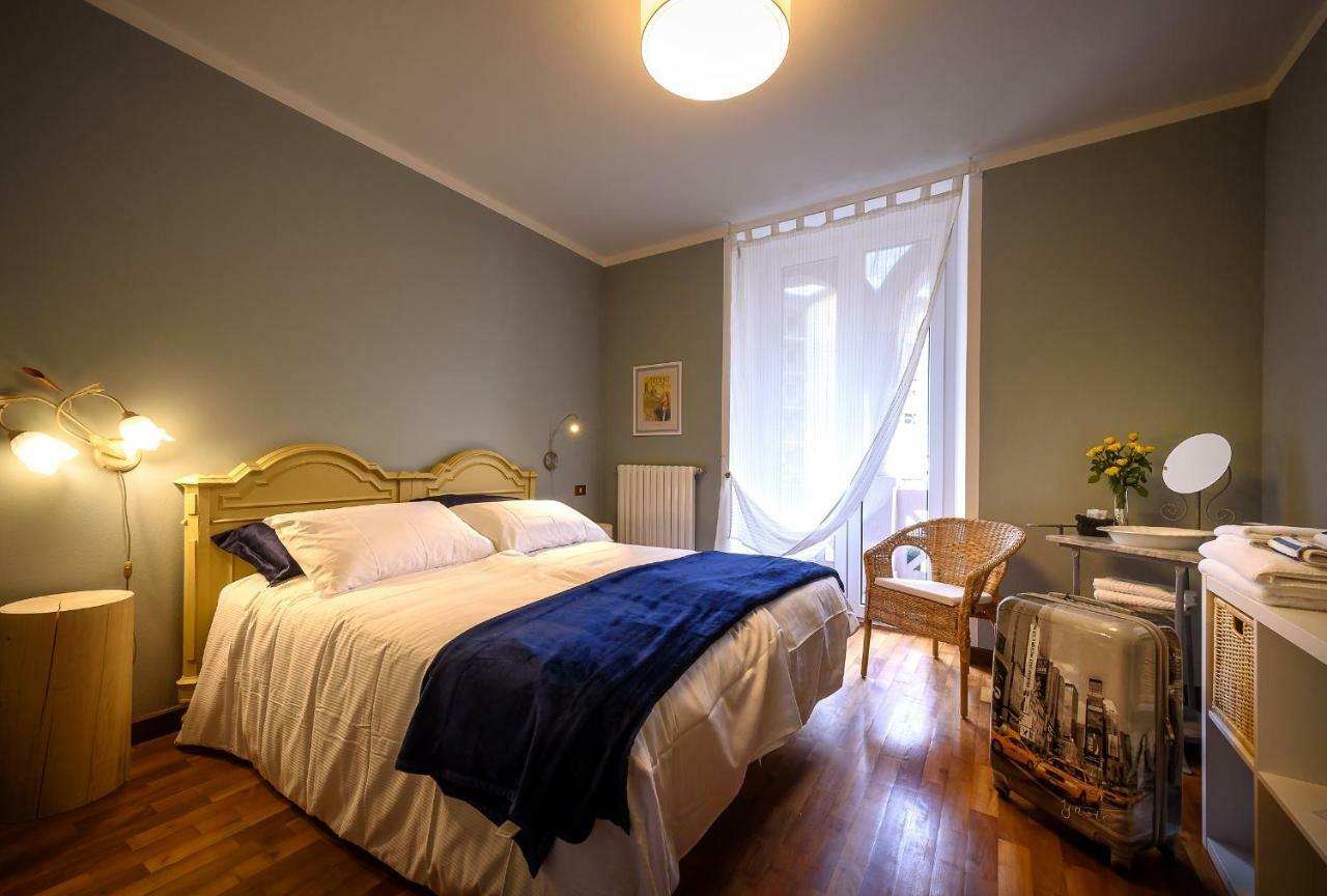 Bed And Breakfast Sweet Home Tirano Esterno foto